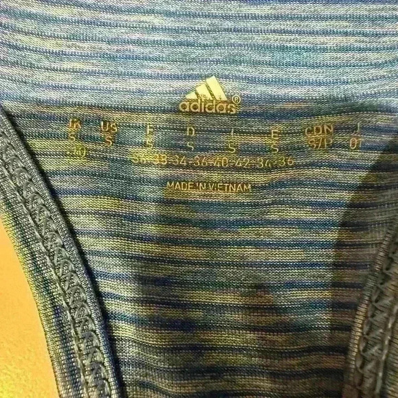 Adidas Bundle of 2 Dry Fit Tanks Size Small - Picture 4 of 7